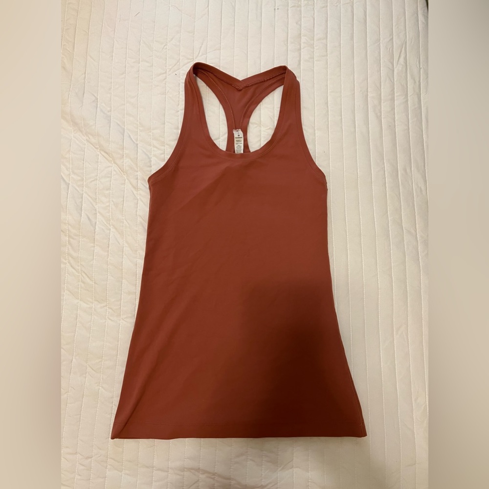 Lululemon nulu tank